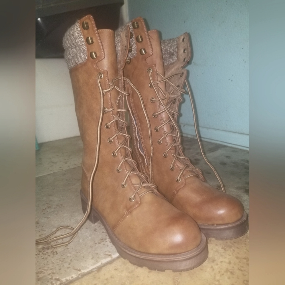 MIA combat boots